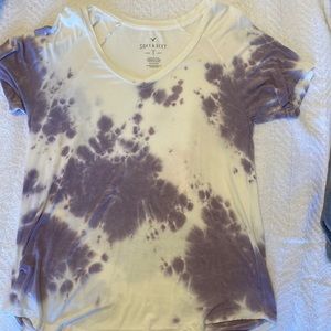 American Eagle soft and sexy V-neck shirt